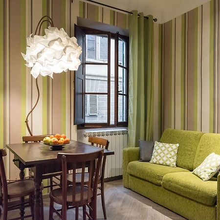 Roommo Accademia Firenze Bagian luar foto